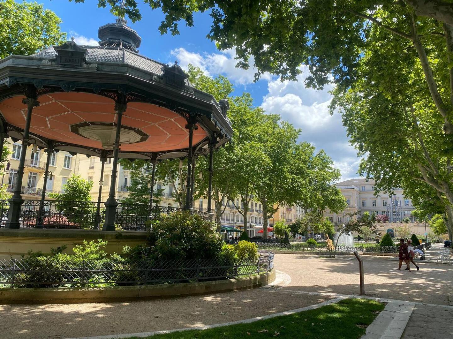 Apartament Le Vivaldi Saint-Etienne  Zewnętrze zdjęcie